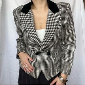 Women's Houndstooth Blazer with Black Accents